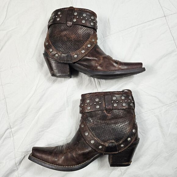 Ariat Defiance Fold Over Studded Buckle‎ Ankle Boot Women's Size 6.5B - Picture 2 of 9